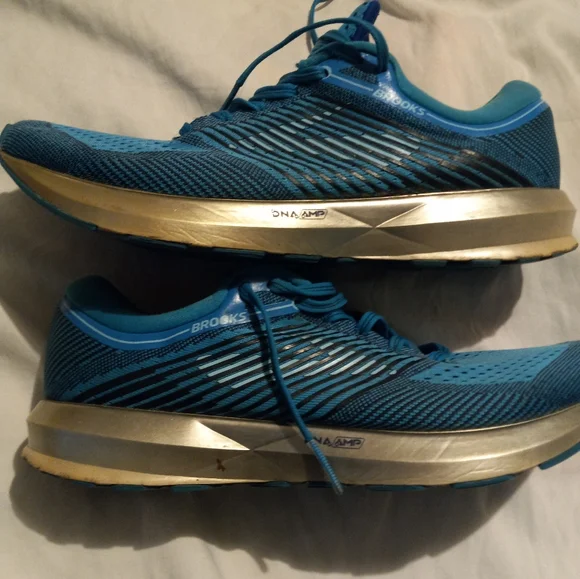 Brooks Shoes - Picture 2 of 10